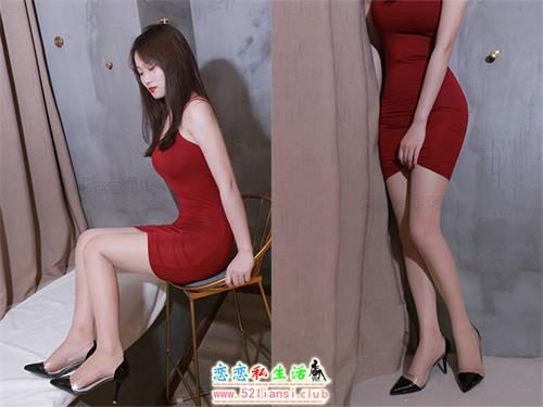 [SiHua思话]No.180 维妮 偷偷脱丝袜的维妮【50P/105M】视频下载