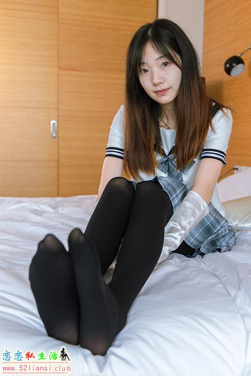 [袜啵啵] 278期 小甜豆-皮鞋、厚黑丝、jk制服、踩泡面(带视频)【125P+1V/5.47G】