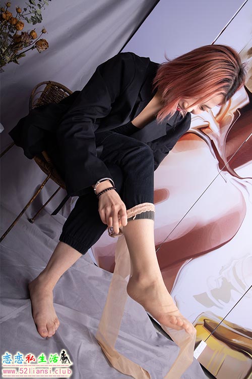 [南国足艺]59-美女制服裤里丝肉丝【68P/817M】