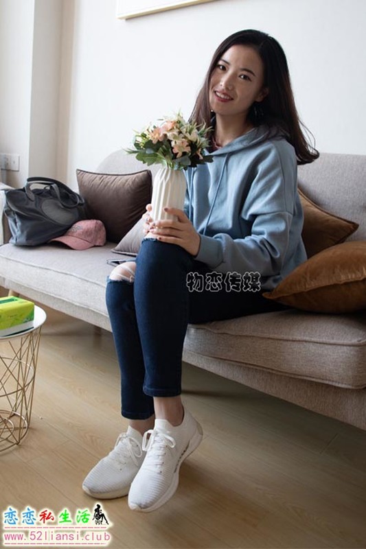 [物恋传媒] No.082 薇安-来自英语专业的另一位学霸姐姐（带视频）【310P+2V/1.86G】