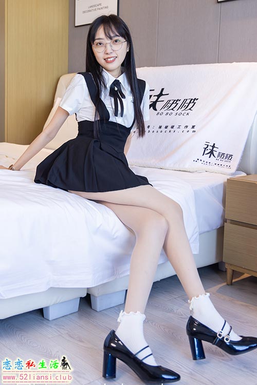 [袜啵啵] 121期 稚予-高跟鞋、白棉袜、肉丝(带视频)【140P+1V/5.8G】