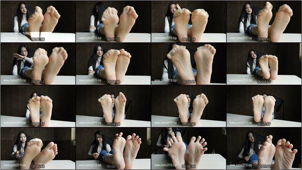 [突围视频]NO.005-办公室内展示短丝+裸足底的姑娘【8min/2.24G】