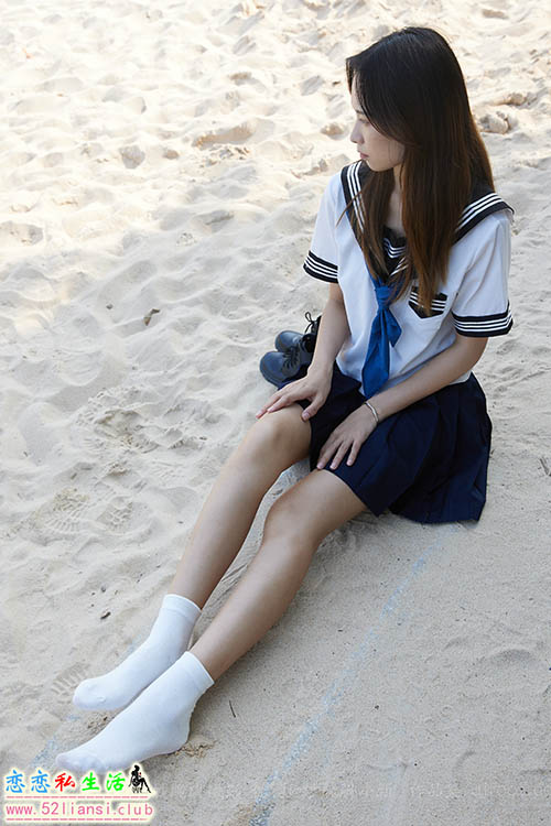 [见新摄影]NO.050 JK风马丁靴 19岁的少女(带视频)【371P+5V/4.44G】