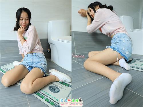 [MZSOCK]爱美足 2019年第73期 雪雪【67P/259M】视频下载