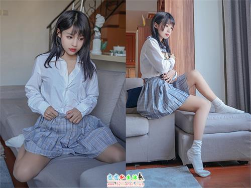 [喵糖映画] 赏美 VOL.047 裹腿制服裙【44P/290M】视频下载