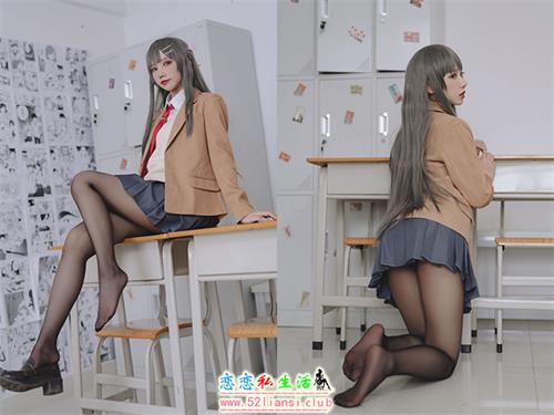 [美图精选]844-果咩酱w-麻衣校服【30P/74M】视频下载