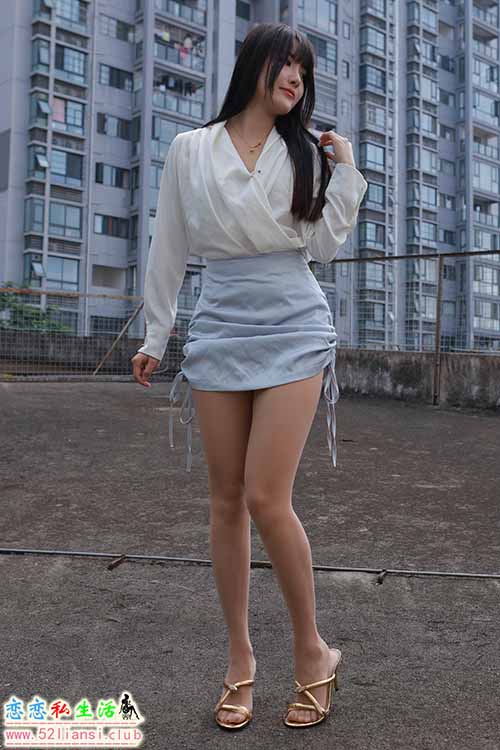 [IESS异思趣向] 丝享家 1894：婉萍《蓝色短裙(下)》[89P-108MB]