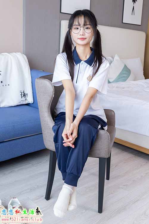 [袜啵啵] 446期 甜甜圈-板鞋、白棉袜、白丝-脚尖加固款、校服裤里丝(带视频)【150P+1V/6.09G】