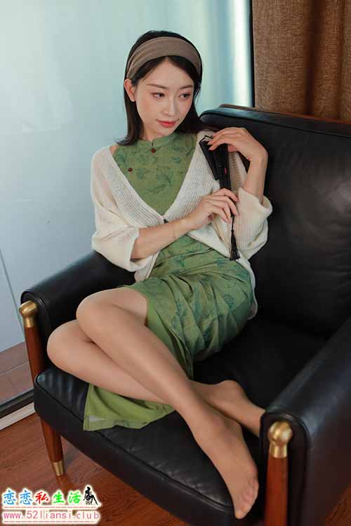 [IESS异思趣向] 丝享家 1918：小婕《一抹青黛》[94P-80MB]