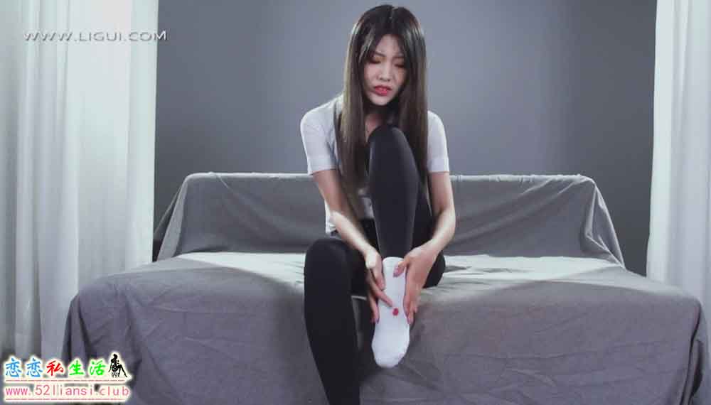 [Ligui丽柜视频]431-2022.10.10《受伤的欲足》钟晴【18min/515M】