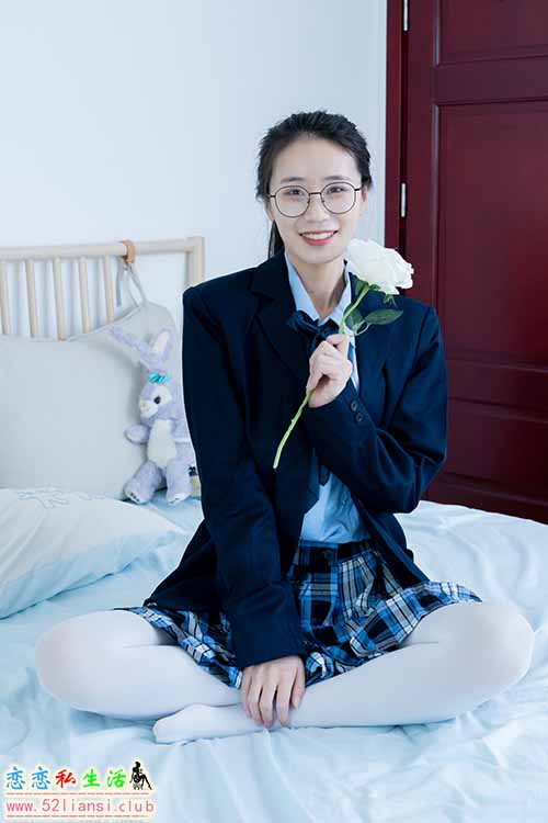 [物恋传媒] No.2244 菜菜-皮鞋、厚白丝、jk制服、皮筋绑脚老头乐挠脚剧情(带视频)【160P+1V/5.06G】