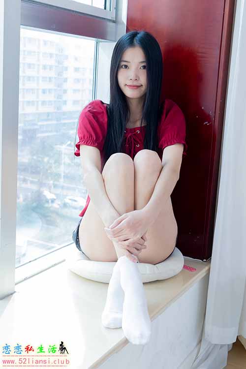 [物恋传媒] No.2274 茯苓-皮鞋、白棉袜、裸足(带视频)【194P+1V/4.97G】