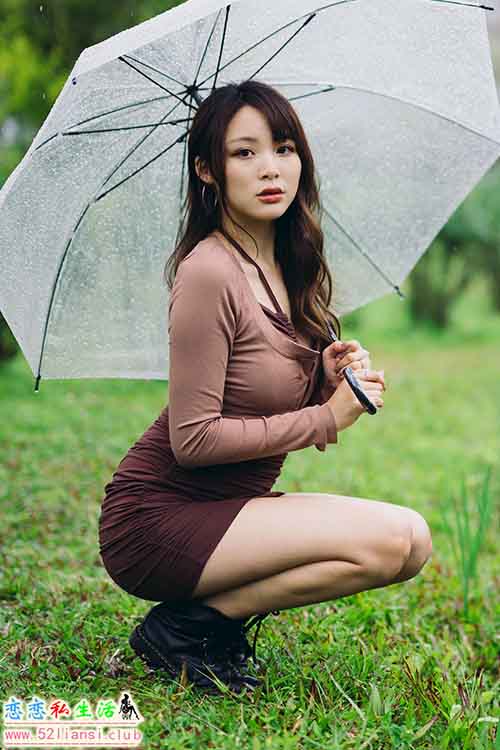 [街拍丝足]474-长腿美模 Ashley - 台东【108P/347M】