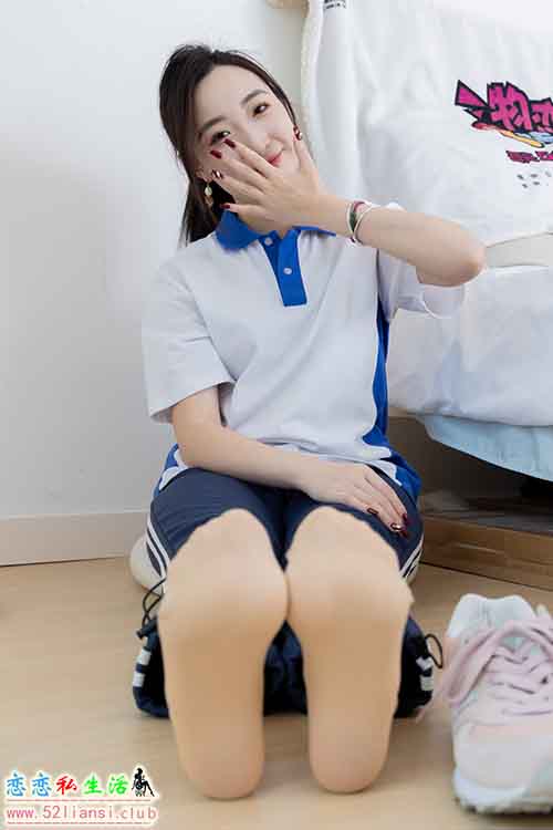 [物恋传媒] No.2314 恬恬-运动鞋、厚肉丝、校服裤里丝(带视频)【160P+1V/4.09G】