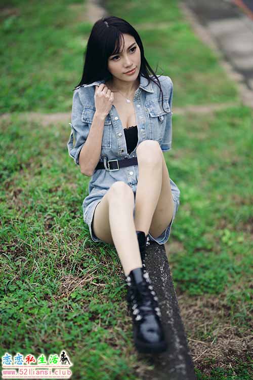 [街拍丝足]464-长腿美模 小葆 - 社子【102P/307M】