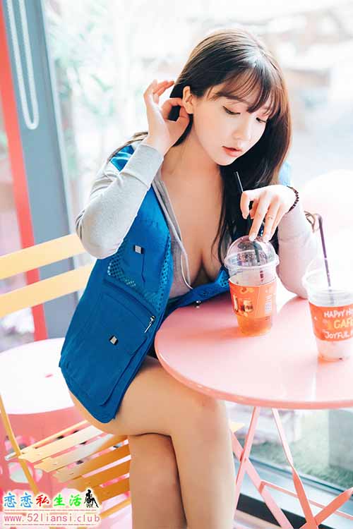 [Loozy] NO.024 Son Ye-Eun - CS Part Timer【46P/172M】