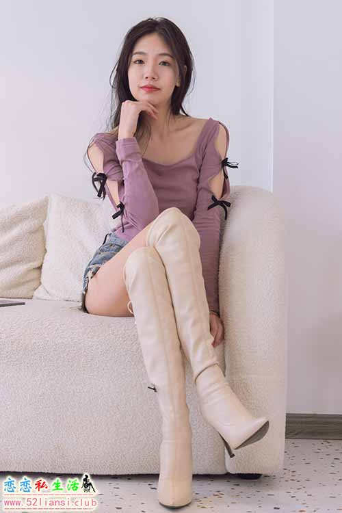 [袜啵啵] 465期 小甜豆-长靴、白棉袜、裸足(带视频)【140P+1V/5.88G】