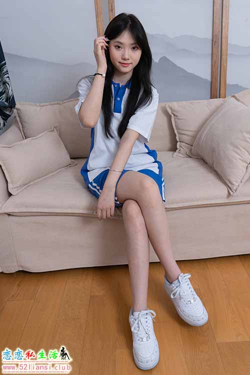 [甜予摄影] NO.080 璇璇-校服、板鞋、裸足、光脚踩小西红柿葡萄的剧情(带视频)【128P+3V/11.5G】