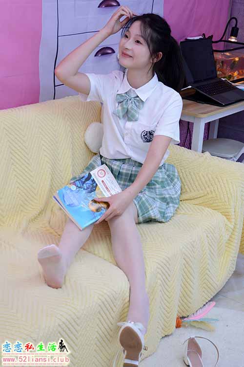 [初夏女神]266期 安妮~【开学快乐】我爱学习，我喜欢读书(带视频)【140P+1V/4.85G】