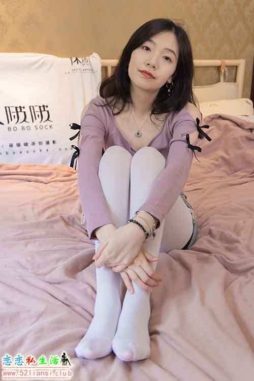 [袜啵啵] 504期 小甜豆-板鞋、厚白丝(带视频)【142P+1V/7.13G】