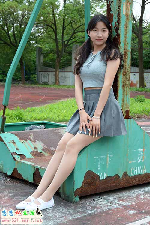 [初夏女神]255期 点点~【秋天问候】立秋了对吧？为什么蚊子还要盯着我咬(带视频)【150P+1V/6.16G】