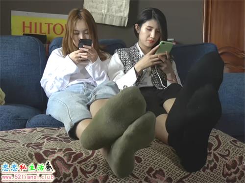 [视频] K&M 78-二女脚汗棉袜美脚【17min/231M】视频下载