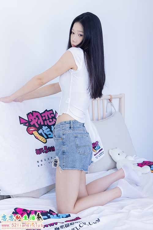 [物恋传媒] No.2279 小竹-帆布鞋、白短棉袜(带视频)【154P+1V/4.38G】
