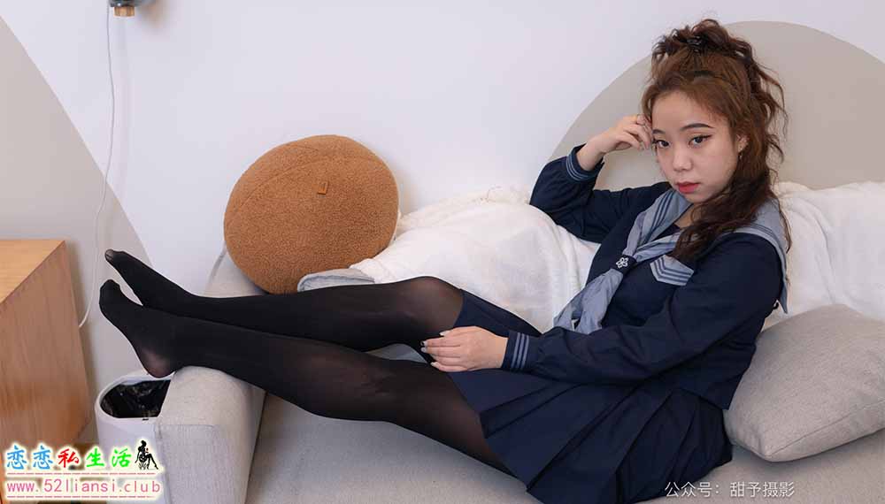 [甜予摄影] NO.094 小语-JK制服、皮鞋、厚黑丝(带视频)【127P+2V/10G】