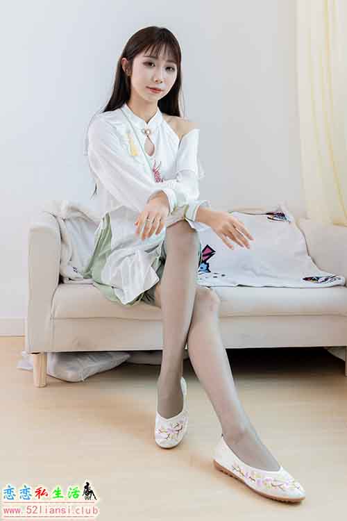 [物恋传媒] No.2323 泡泡-汉服、平底鞋、过膝丝袜(带视频)【153P+1V/4.1G】