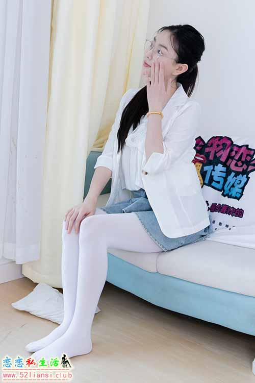 [物恋传媒] No.2246 美兔-皮鞋、厚白丝、皮筋绑脚老头乐挠脚剧情(带视频)【151P+1V/4.33G】