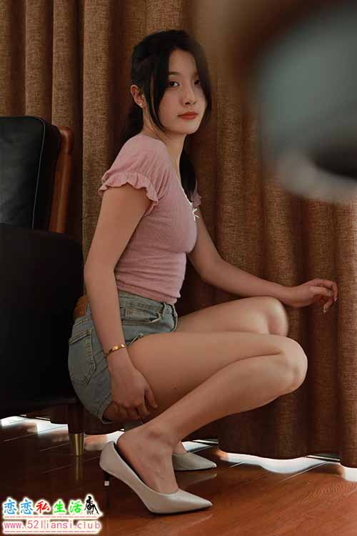 [IESS异思趣向] 丝享家 2023：婉萍《一丝不挂》[94P-86MB]