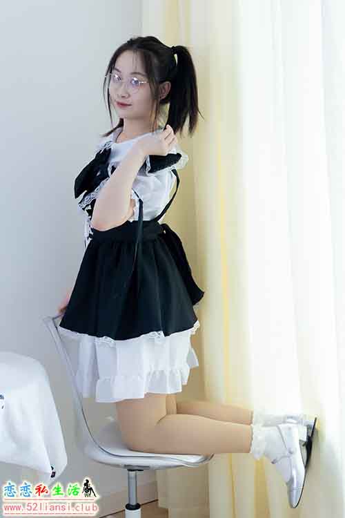 [物恋传媒] No.2239 小新-低跟鞋、白棉袜、厚肉丝、女仆装(带视频)【160P+1V/3.81G】
