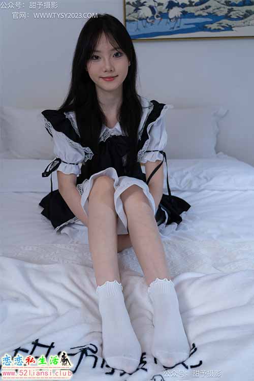 [甜予摄影] NO.083 璇璇-运动鞋、白棉袜、裸足(带视频)【133P+2V/9.93G】