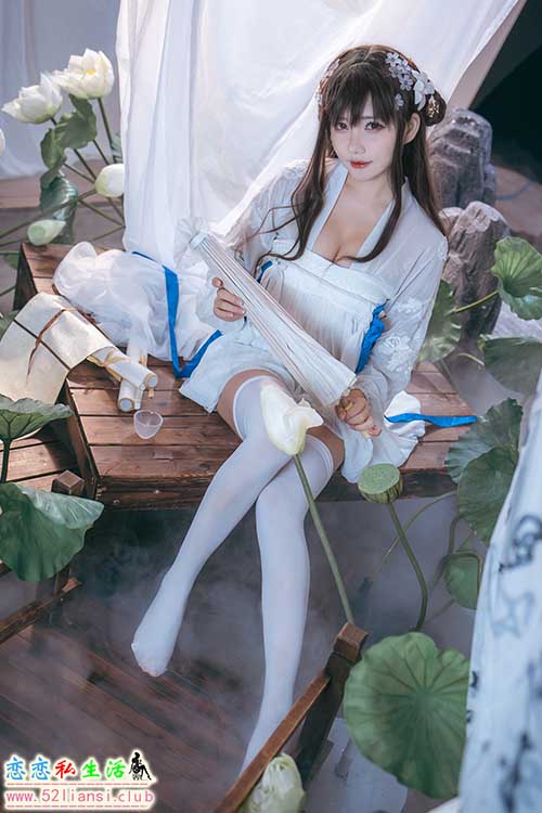 [美图精选]1651-是一只熊仔吗-碧蓝航线 逸仙【42P/94M】
