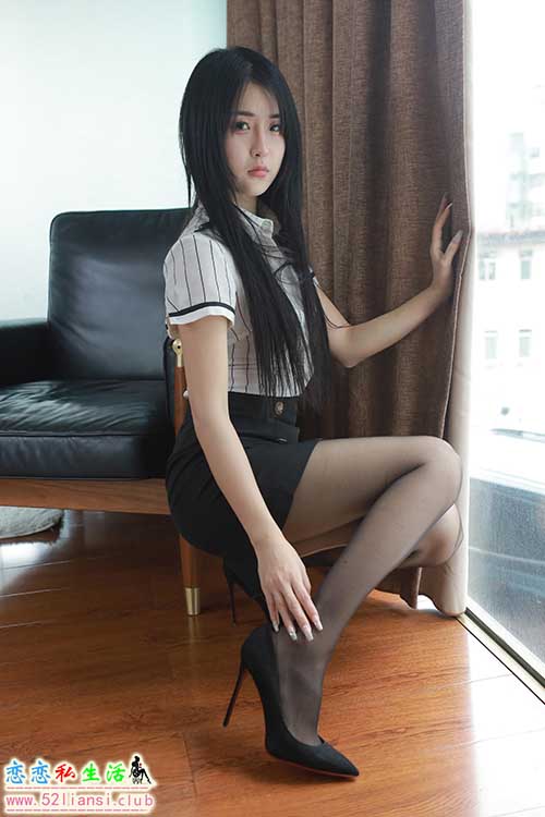 [IESS异思趣向] 丝享家 1711：小宝《竖条纹衬衫》[77P／62MB]