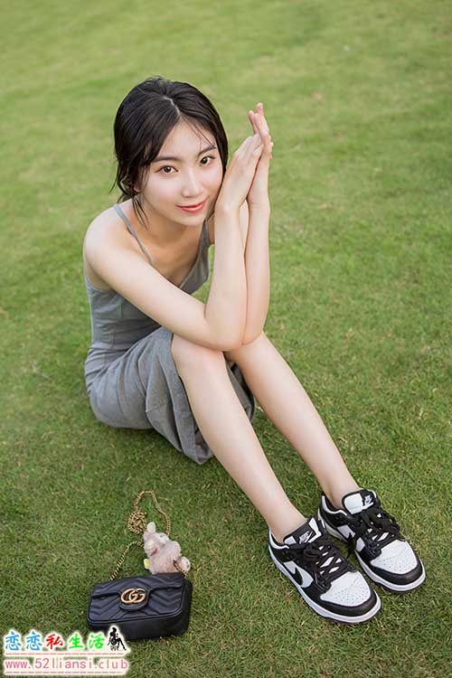 [YALAYI雅拉伊] No.890 游乐园 小乔【42P/75M】