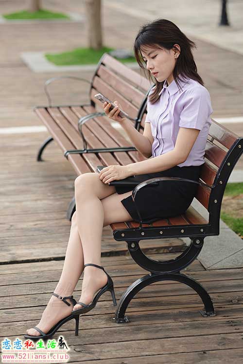 [尤蜜丝] No.104 穿搭推广展示图集[56P/428M]