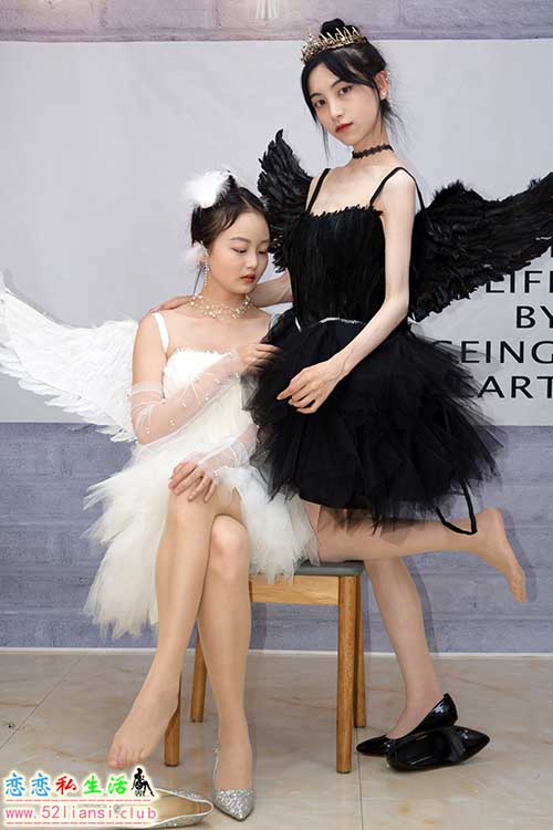 [初夏女神]211期 柒柒、双双~《黑白天鹅》鹅鹅鹅，曲项向~鹅你个头，我们是天使(带视频)【90P+1V/4.29G】