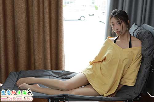 [IESS异思趣向] 丝享家 1827：小九《午间休息》[84P-74MB]