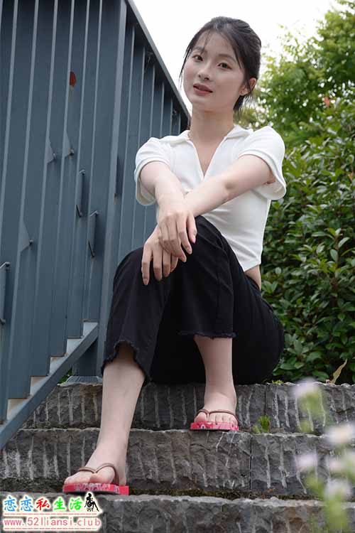 [初夏女神]212期 安妮~【炎炎夏日】第一批暑假的孩子已经回乡了(带视频)【130P+1V/5.27G】