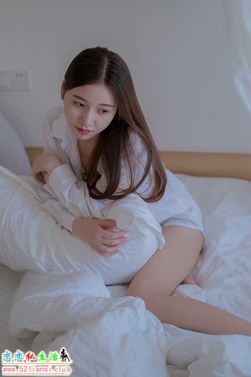 [YALAYI雅拉伊] No.725 空房 秦语【40P/60M】