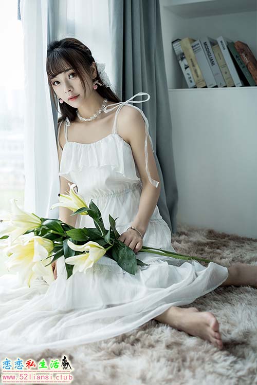 [YALAYI雅拉伊] No.820 白色恋人 程小蝶【42P/77M】