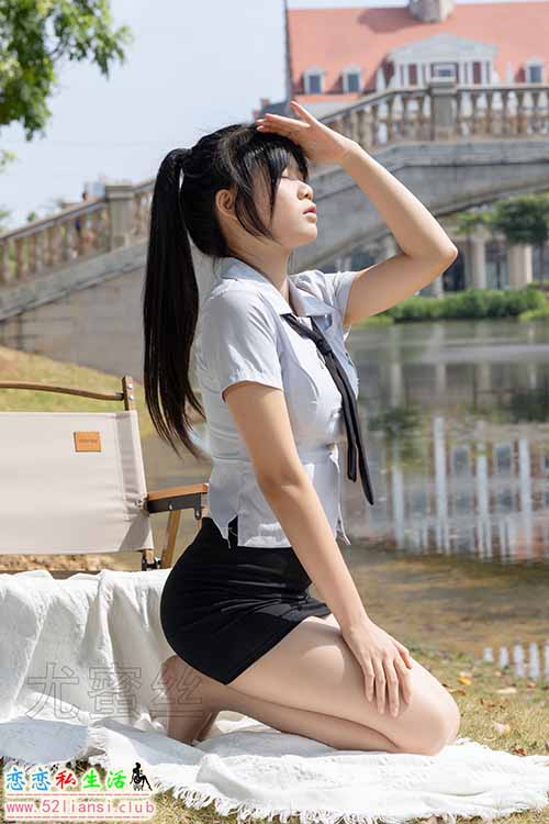 [尤蜜丝] No.124 穿搭推广展示图集[72P+1V/899M]