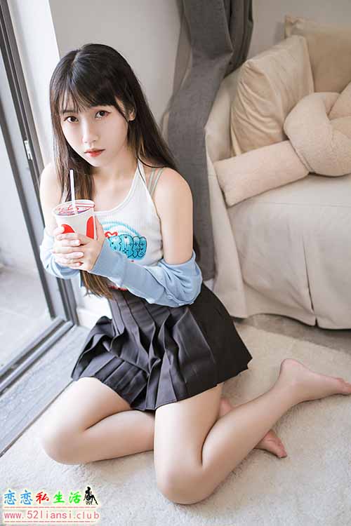 [YALAYI雅拉伊] No.899 回我们家 弈思【42P/72M】