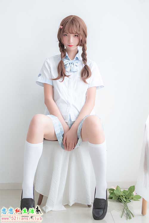[美图精选]1549-西瓜少女(西呱呀呀呀)-民宿私房淡蓝JK【46P/97M】