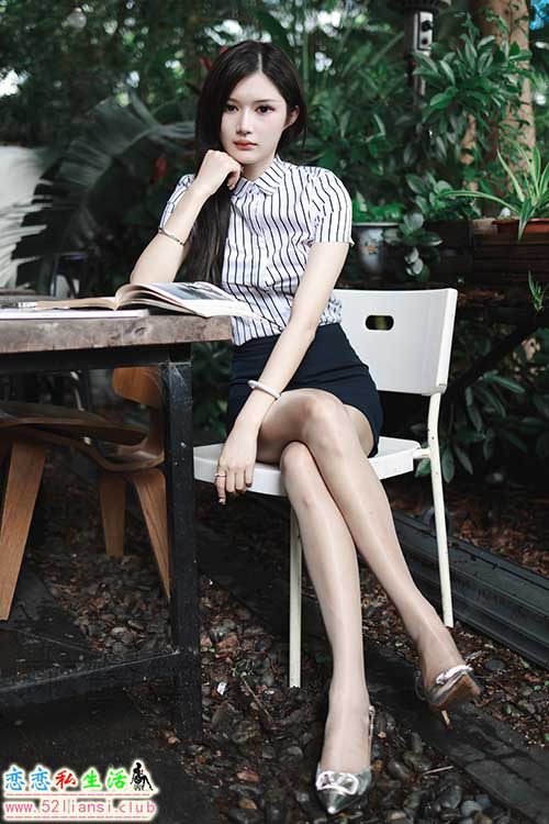 [尤蜜丝] No.106 穿搭推广展示图集[42P/395M]