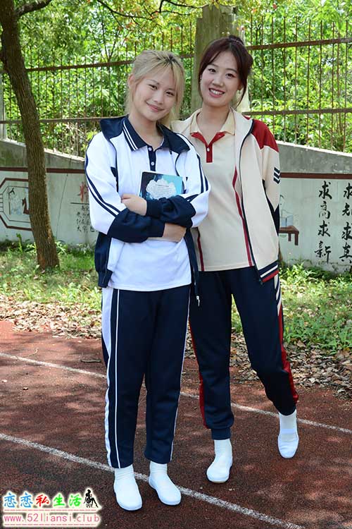 [初夏女神]185期 幺幺、菲菲~《再忆童年》今天我们姐妹二人一起穿着校服回顾童年时代(带视频)【100P+1V/3.88G】