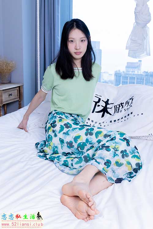 [袜啵啵] 357期 雪糕-高跟鞋、高跟凉鞋、肉丝、裸足(带视频)【145P+1V/7.91G】