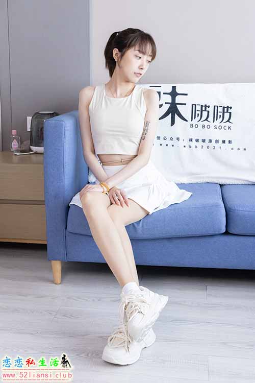 [袜啵啵] 424期 稚予-运动鞋、白棉袜、肉丝-脚尖微加固款、腰丝(带视频)【140P+1V/5.74G】