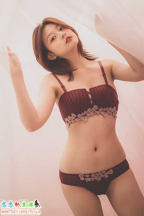 [YALAYI雅拉伊] No.654 你不是真正的快乐 Tina【49P/57M】
